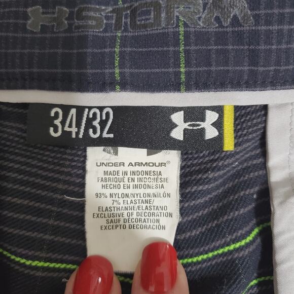 Under Armour | 34x29.5 Hemmed Storm Golf Plaid Pants with Bright Green Pattern - Picture 6 of 7